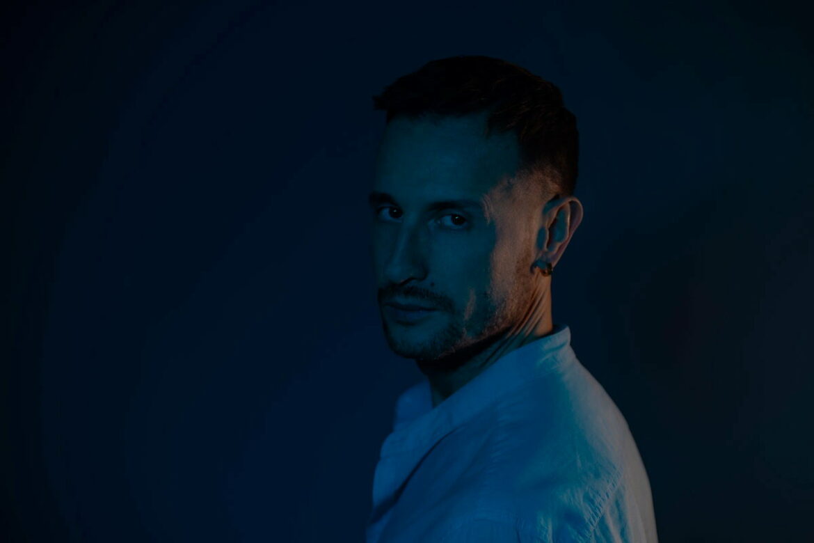 In radio “Freedom”, il primo singolo di Flyzir