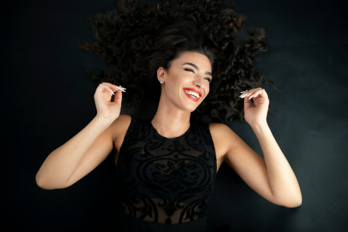 Khris porta il soul e l’R&B in Italia: quattro brani per raccontare l’identità femminile contemporanea