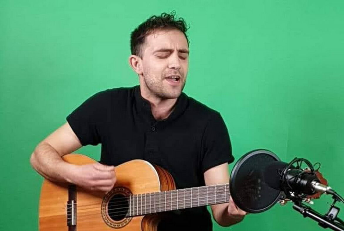 Luca Fogliati torna con “La storia non si fa”: dal 7 novembre in radio il nuovo singolo di denuncia sociale