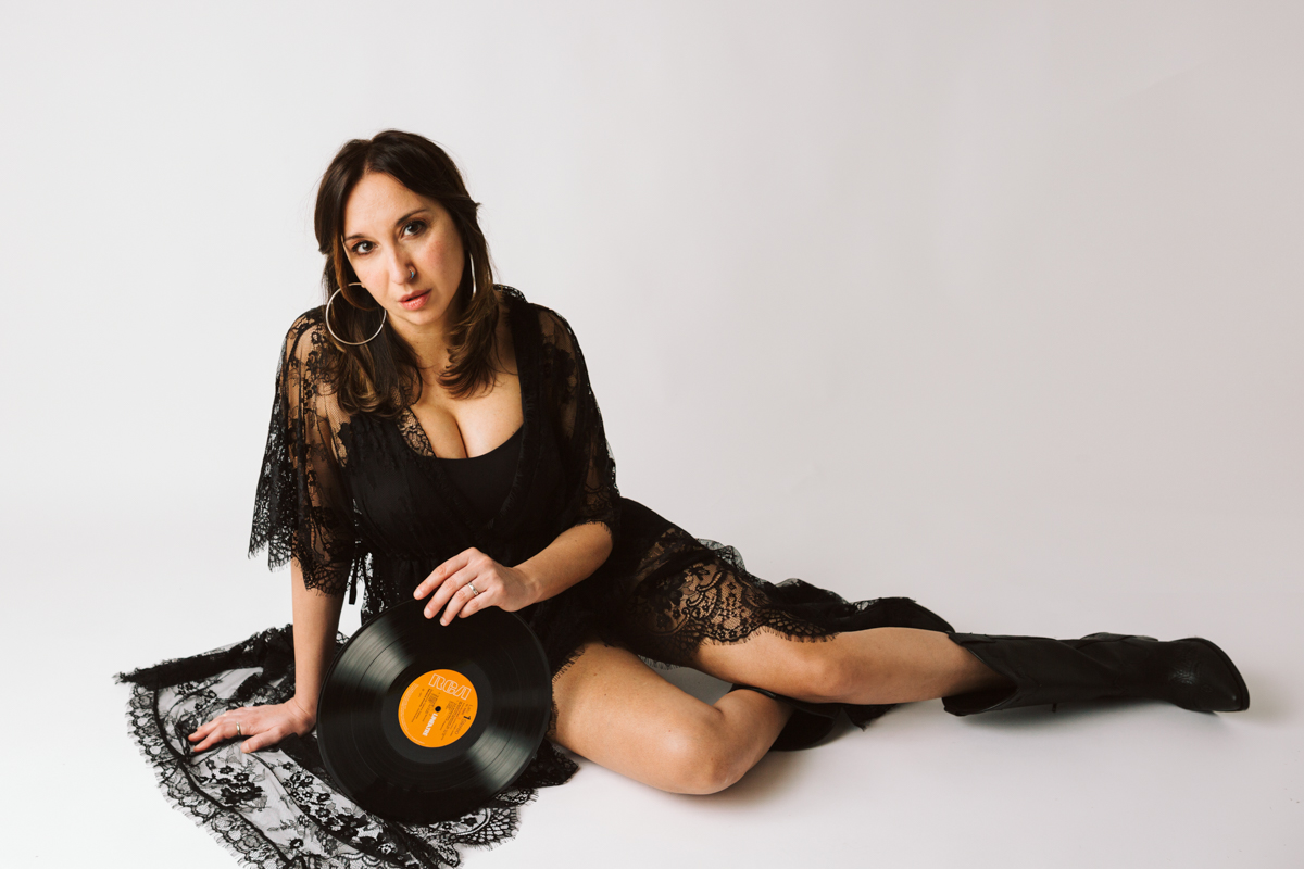 Cecilia Quad, da venerdì 14 novembre in radio e in digitale “Su di noi”