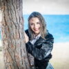Sarah Di Bella torna con “Un nuovo giorno”, il nuovo singolo tra rinascita ed energia