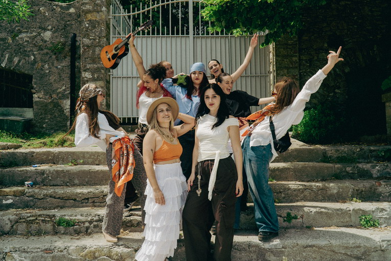 “Sient’ a mme”, disponibile negli store e in radio il nuovo singolo di Arianna Rozzo e Braska