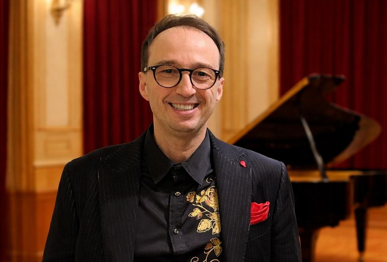 “Forza Divina”, disponibile negli store e in radio il nuovo brano di Fausto Bizzarri