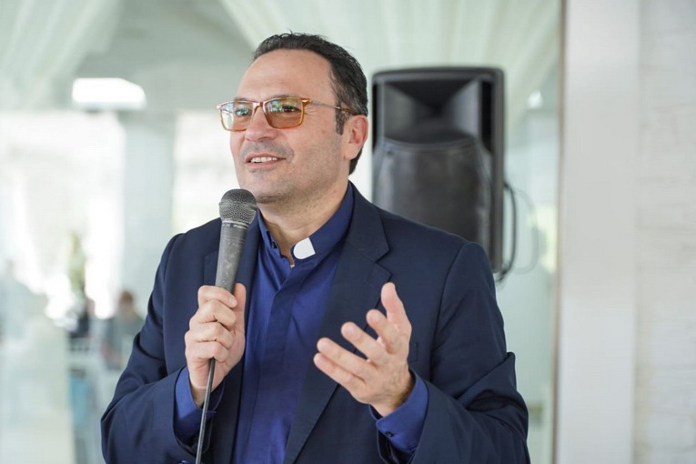 “Emozione”, disponibile negli store e in radio il nuovo brano di Don Pasquale Ferone