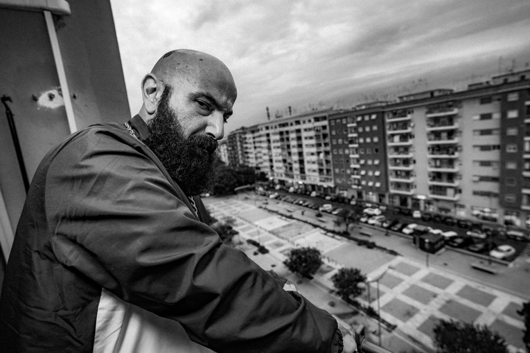 “Il male necessario”: il rapper romano Zinghero annuncia il nuovo album