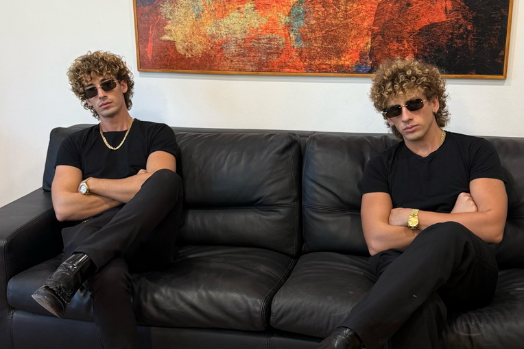 “Salva questa notte”, disponibile negli store e in radio il nuovo singolo dei Ferrinis