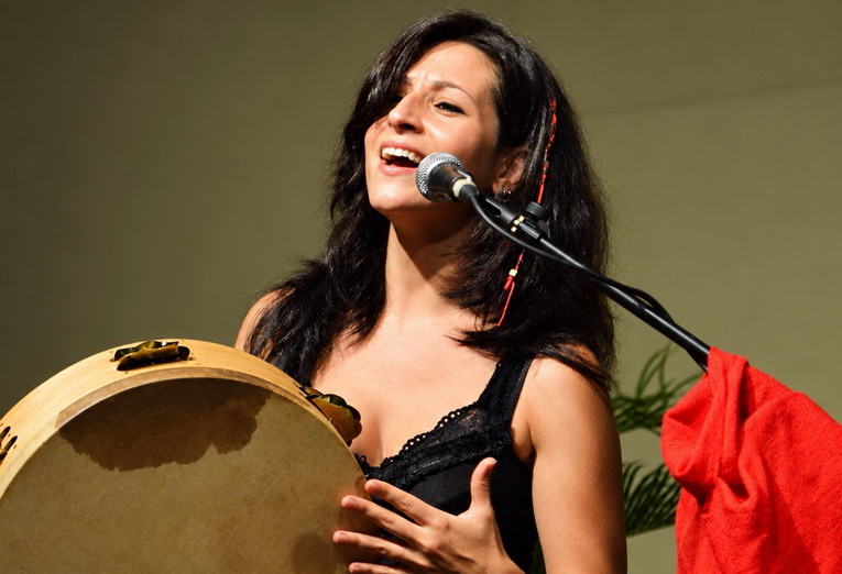 Diana, disponibile negli store e in radio il nuovo singolo di Janara